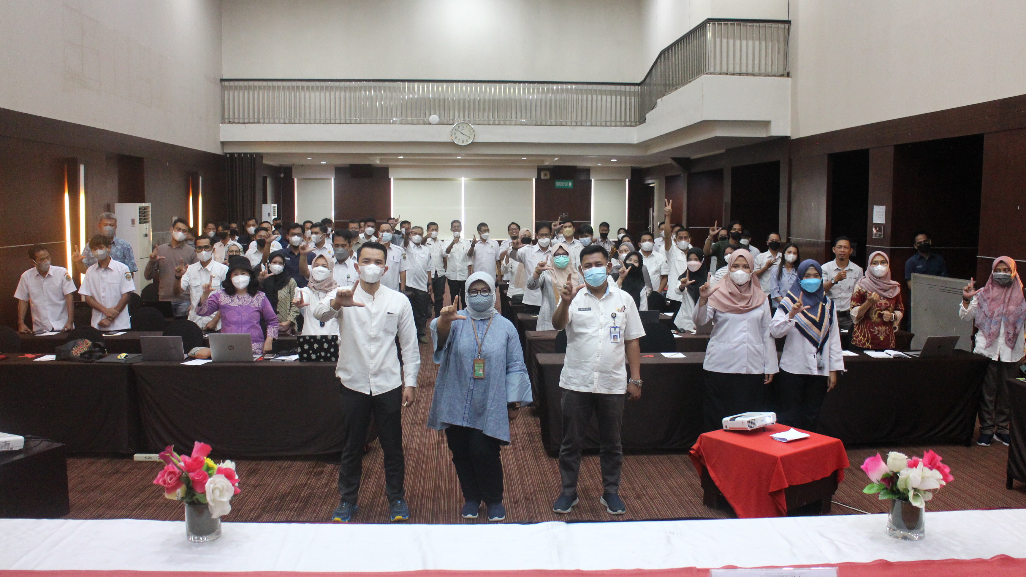 https://dishutkaltim.com/public/admin/images/gambar_berita/1649829450_IMG_9608.JPG