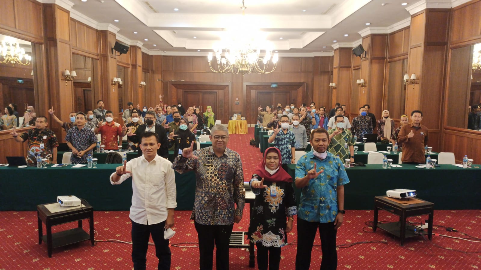 https://dishutkaltim.com/public/admin/images/gambar_berita/1654476276_PBNS2651.JPG